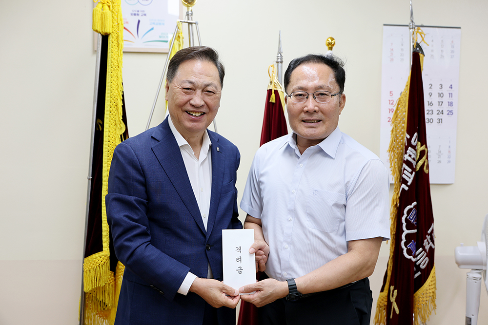 서울시체육회, 서울체고 선수단 격려금 전달… 
